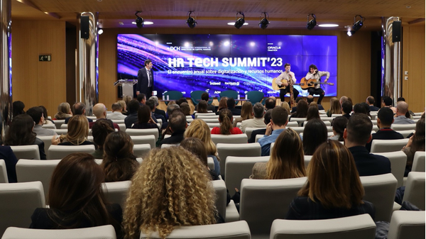 HR Tech Summit DCH: Encuentro Global Líder que marca el Ritmo de la Transformación Digital y la Inteligencia Artificial en RR. HH.