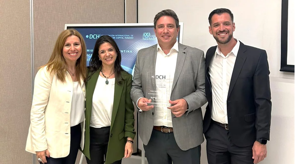 Rodrigo Hermida, CEO de Thomson Reuters, galardonado en la cuarta edición del Premio CEO DCH Argentina a la Excelencia en la Dirección de Personas