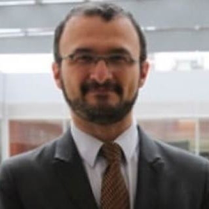 Juan Pablo Soto Zuluaga (Vicedecano de Relaciones Corporativas, Universidad de los Andes)